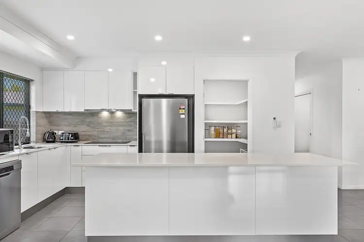 Fifth view of Homely house listing, 5 Homestead Place, Cannon Valley QLD 4800
