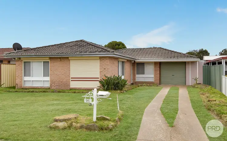 95 Buckwell Drive, Hassall Grove NSW 2761