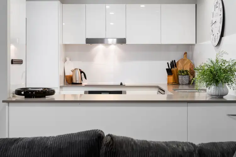Fifth view of Homely semi-detached listing, 2/6 Rosalind Avenue, Paradise Point QLD 4216