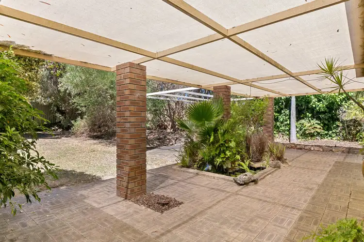 Fourth view of Homely house listing, 2 Hanrahan Loop, Kardinya WA 6163