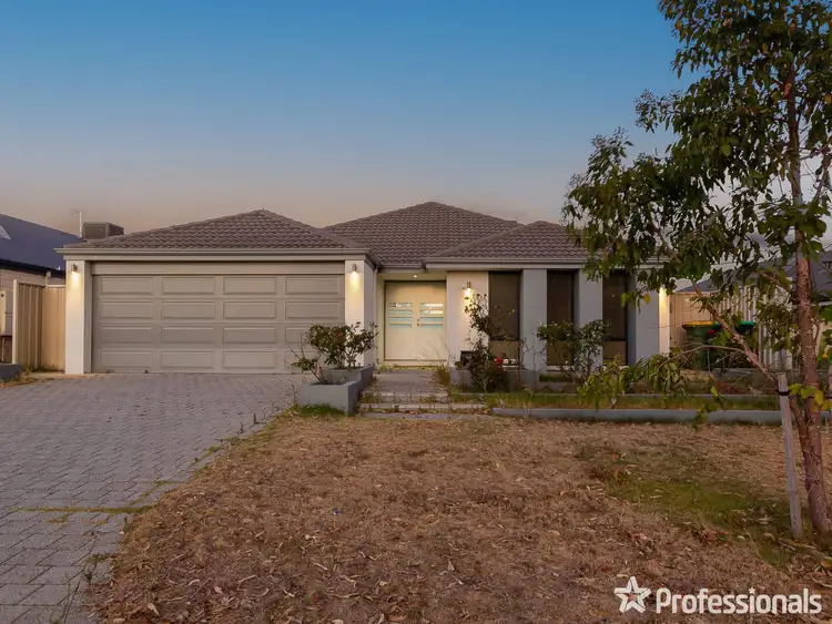 38 Firebrand Grove