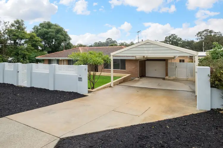 15 Arundle Avenue, Greenmount WA 6056