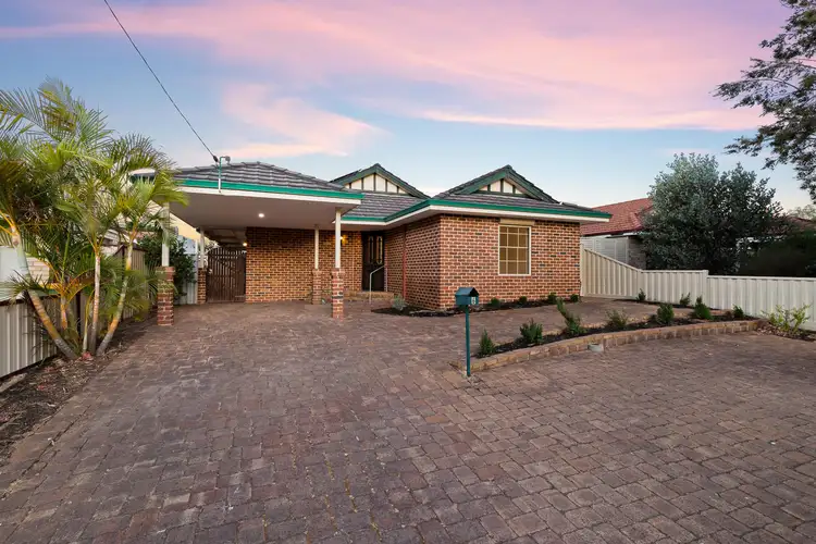 6 Darel Close, Kenwick WA 6107