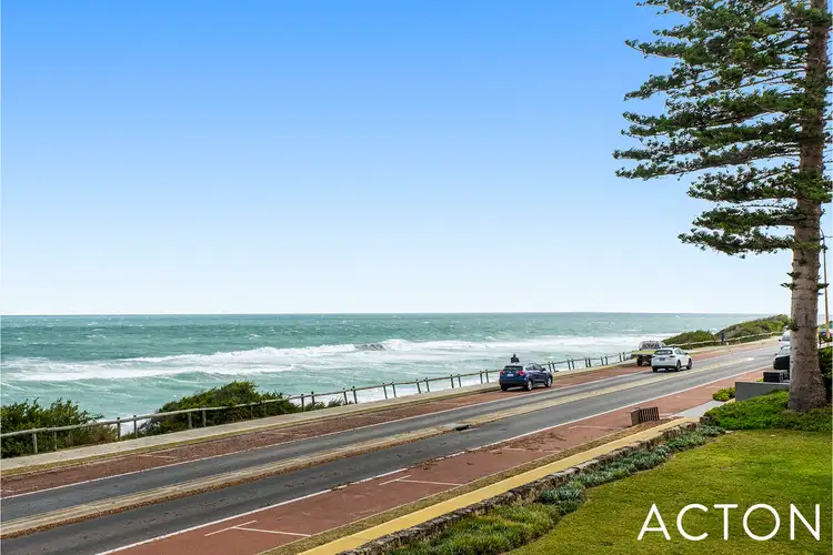 2/34 Marine Parade