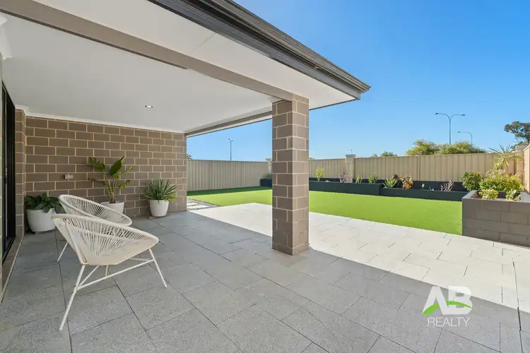 24 Ioppolo Court, Sinagra WA 6065