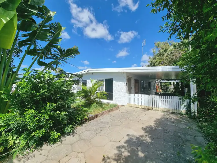 11 YUKANA STREET, Boyne Island QLD 4680