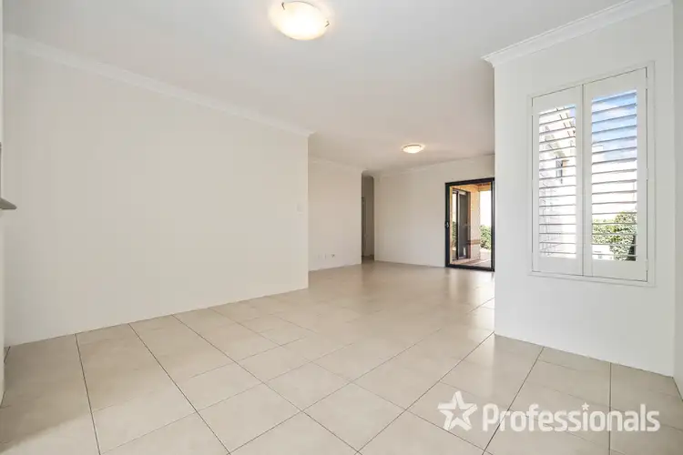 Sixth view of Homely villa listing, 1/82 Rangeview Rd, Landsdale WA 6065