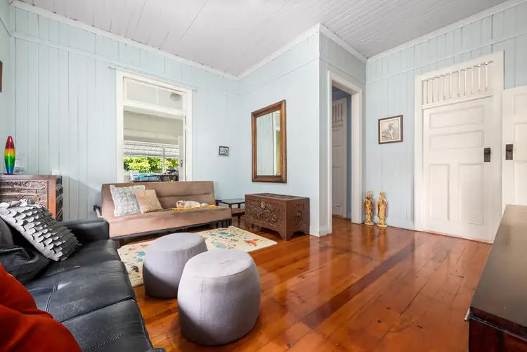 75 Earl Street, Greenslopes QLD 4120