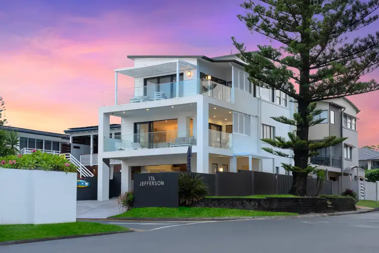 2/176 Jefferson Lane, Palm Beach QLD 4221
