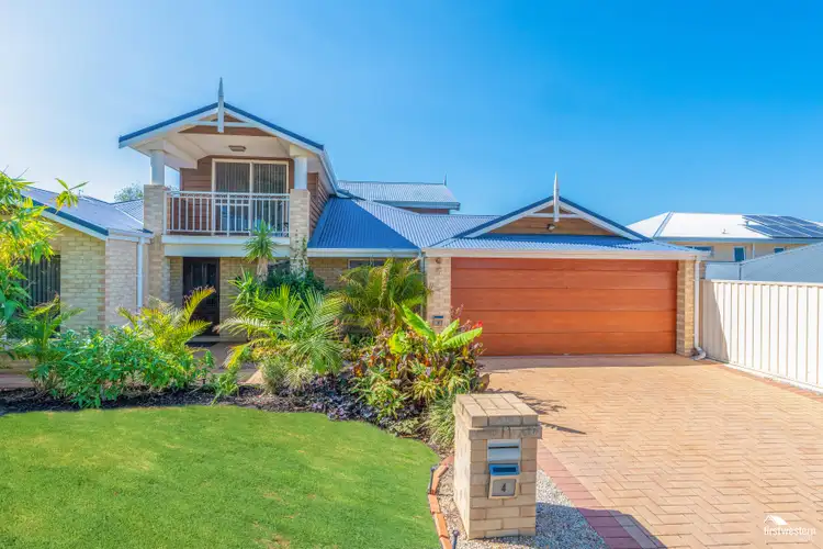 4 Falcone Crescent, Sinagra WA 6065