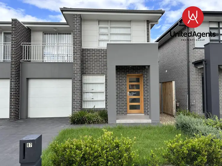 87 Sarah Hollands Drive, Carnes Hill NSW 2171