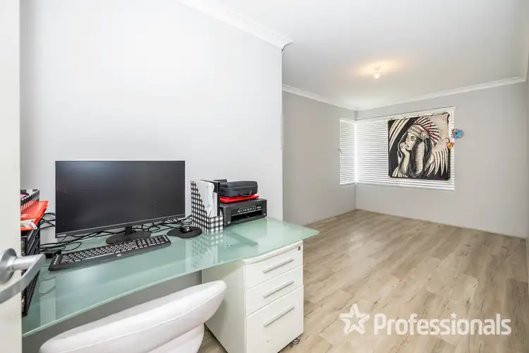 Sixth view of Homely house listing, 2 Lantilly Chase, Landsdale WA 6065