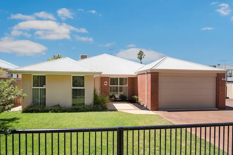 101 Broadwater Boulevard, Broadwater WA 6280