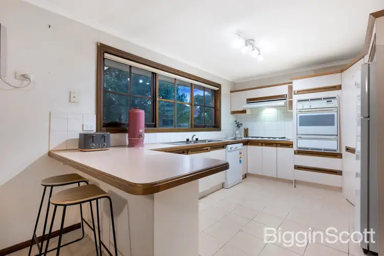Fifth view of Homely unit listing, 12 Evans Court, Vermont VIC 3133