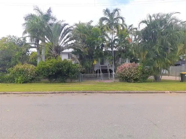 22 Campbell Street, Hermit Park QLD 4812