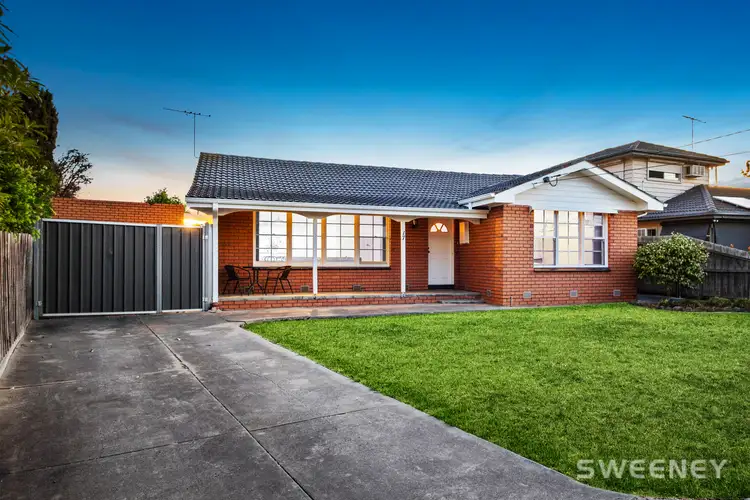 17 Frazer Avenue, Altona VIC 3018