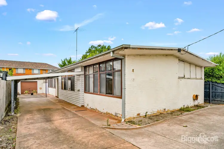 72 Blenheim Road, Newport VIC 3015