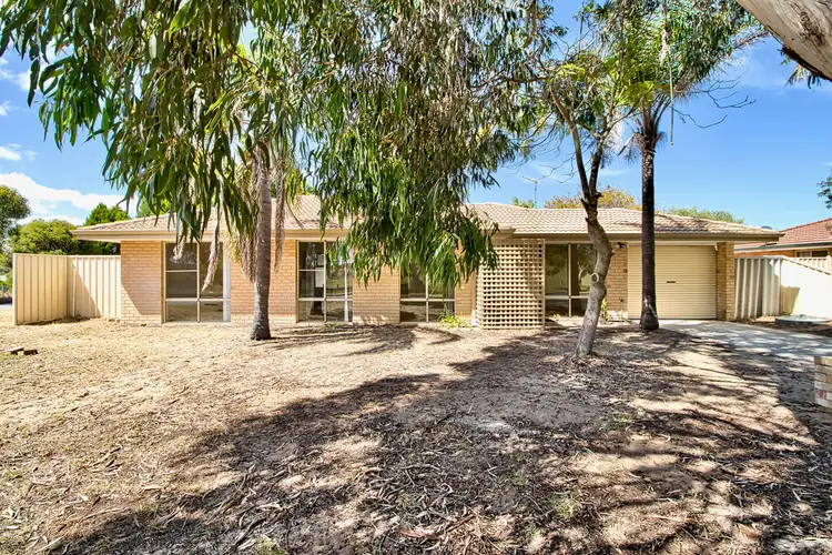 27 Gidgi Way, Waikiki WA 6169