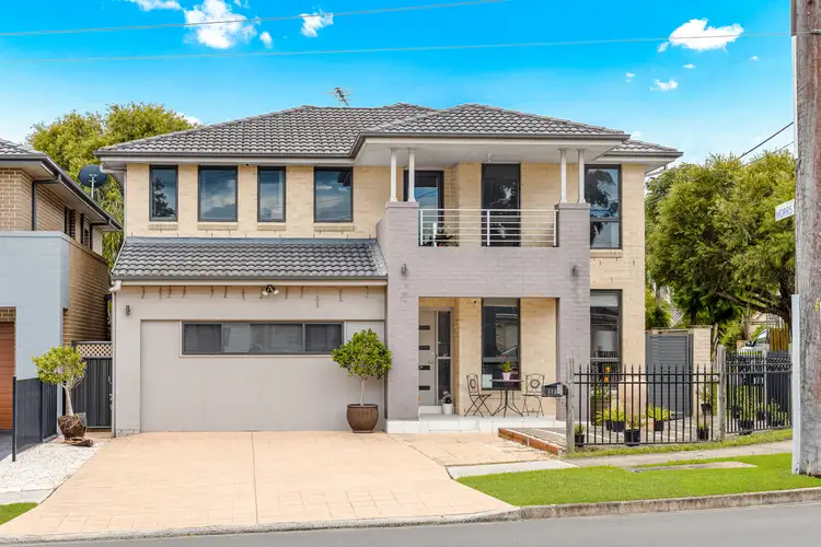 112 Brenan Street