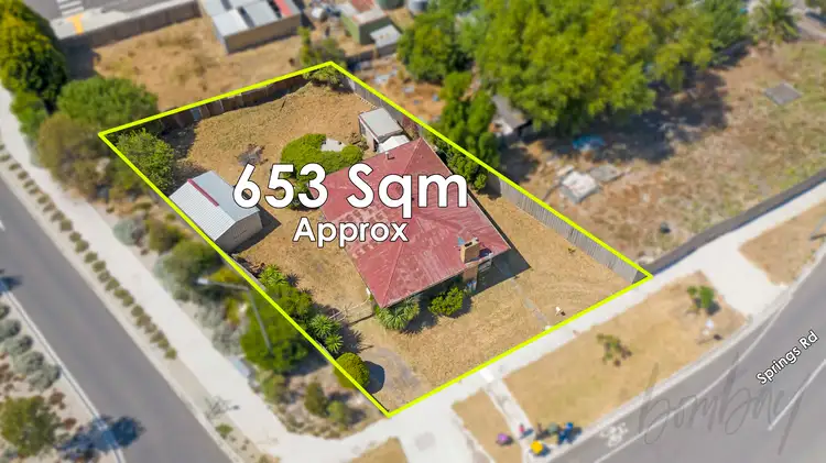 6 Springs Road