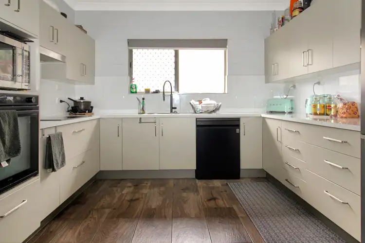Seventh view of Homely house listing, 10 Laura Court, Deeragun QLD 4818