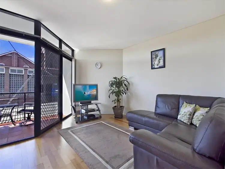 Main view of Homely unit listing, 1/128 Garden St, Maroubra NSW 2035