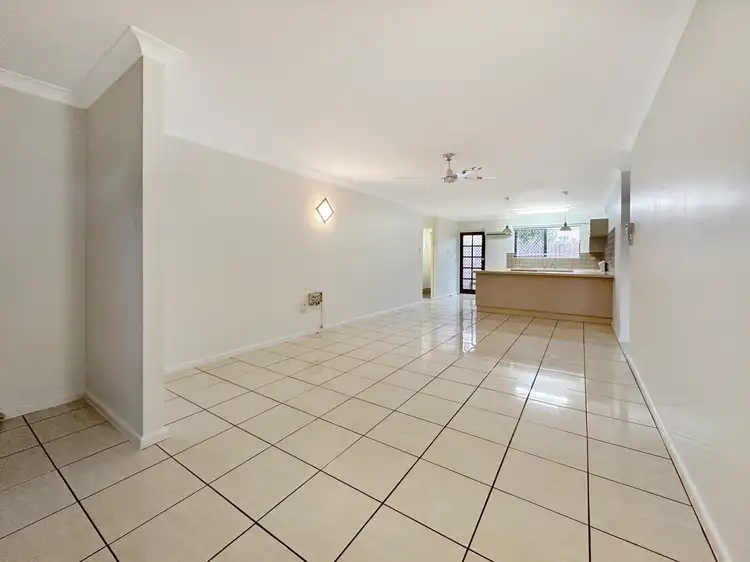 Main view of Homely unit listing, 2/2 Cavendish Street, Pimlico QLD 4812