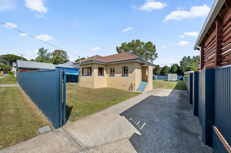 Fourth view of Homely house listing, 24 Lancelot Street, Tennyson QLD 4105