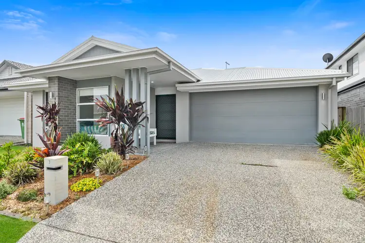 3 Watson Road