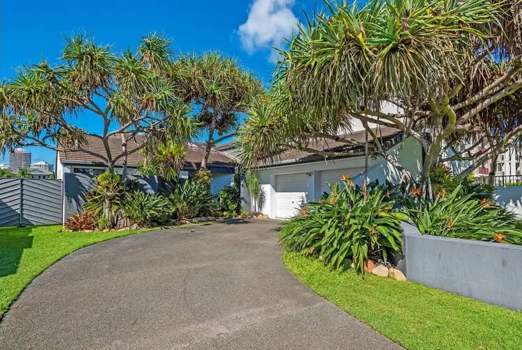 12 Jennifer Avenue