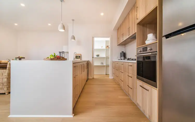 12 Carrara Way, Hidden Valley VIC 3756