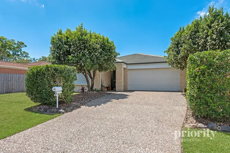 32 Pinewood Street, Wynnum West QLD 4178