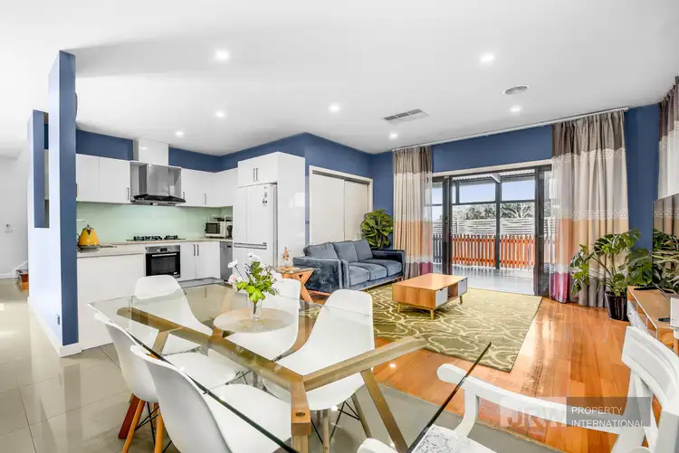 Third view of Homely townhouse listing, 2/7 Toombah Street, Mount Waverley VIC 3149