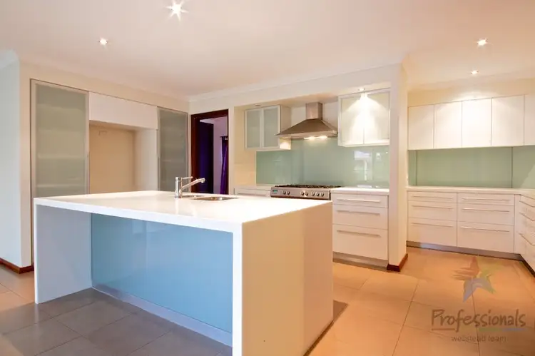 11 Villiers Street East, Bassendean WA 6054
