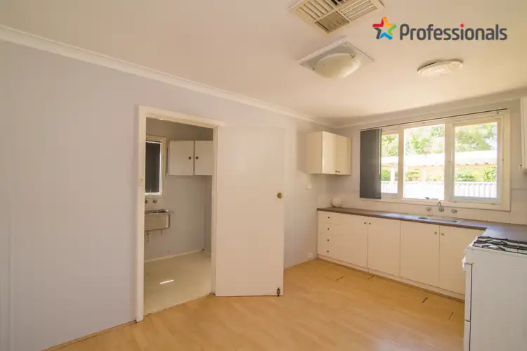 13 Offord Street, Armadale WA 6112