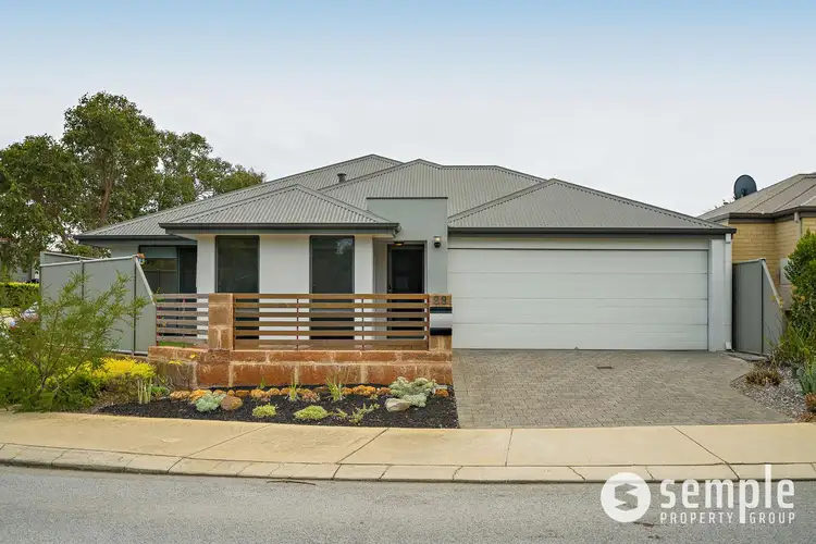 99 Litchfield Circle, Wandi WA 6167