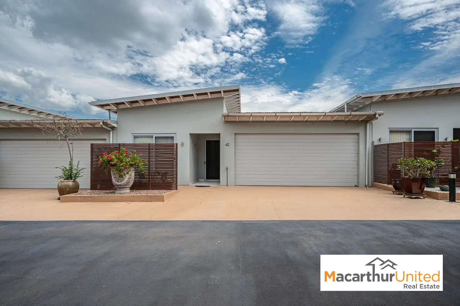 Main view of Homely villa listing, 42/72 Glendower St, Gilead NSW 2560