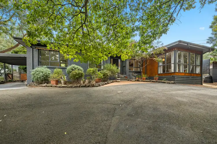 29 Francis Crescent, Ferntree Gully VIC 3156