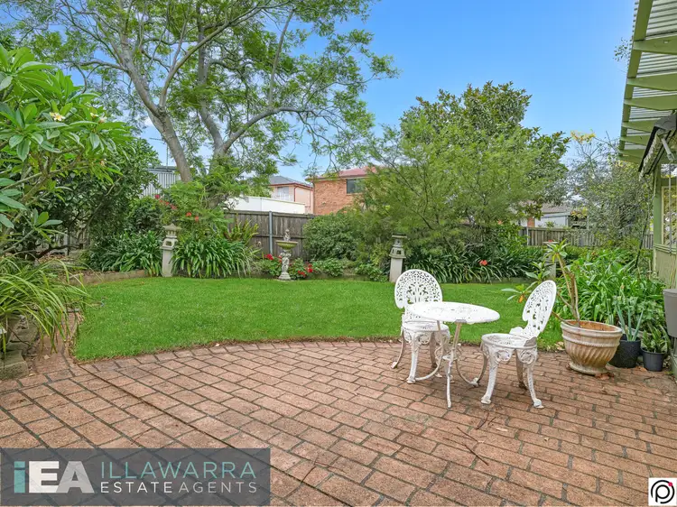 3 Bligh Place, Barrack Heights NSW 2528