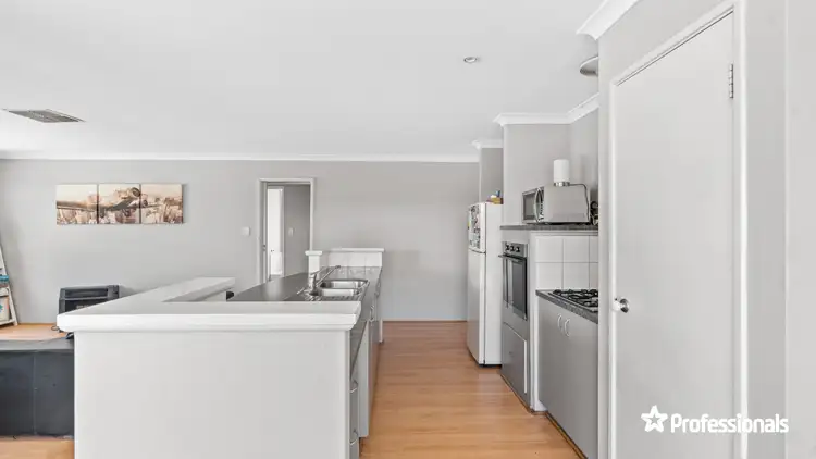 Sixth view of Homely house listing, 6 Thorold Avenue, Ellenbrook WA 6069