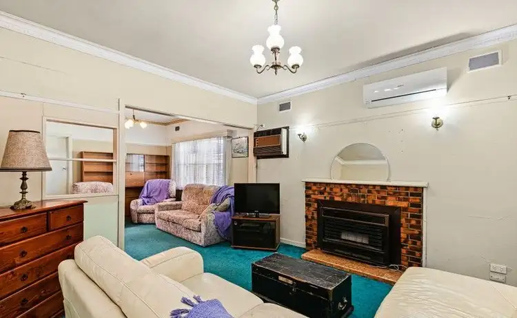Fifth view of Homely house listing, 18 Primula Avenue, Brooklyn VIC 3012