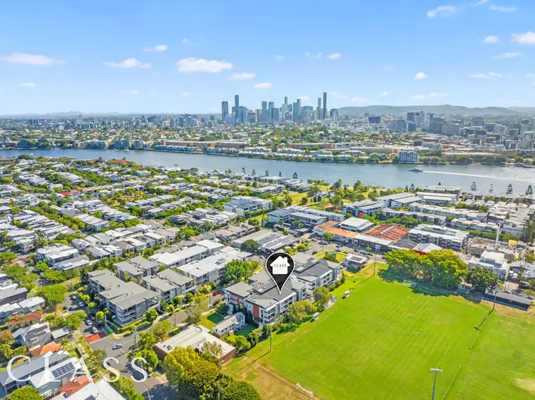 Second view of Homely unit listing, 5/15 Barramul Street, Bulimba QLD 4171