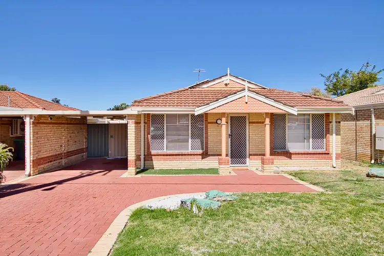 2/6 Dowling Street, Rockingham WA 6168