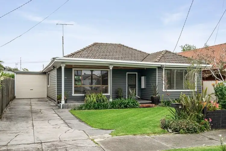 16 Cyclamen Avenue, Altona North VIC 3025