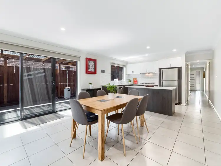 Fifth view of Homely house listing, 5 Black Gum crescent, Cranbourne West VIC 3977