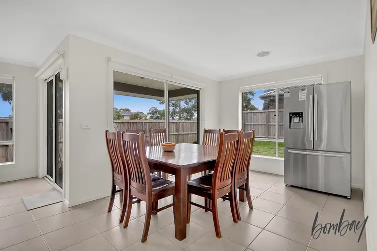 Sixth view of Homely house listing, 8 Wimmera Crescent, Wollert VIC 3750