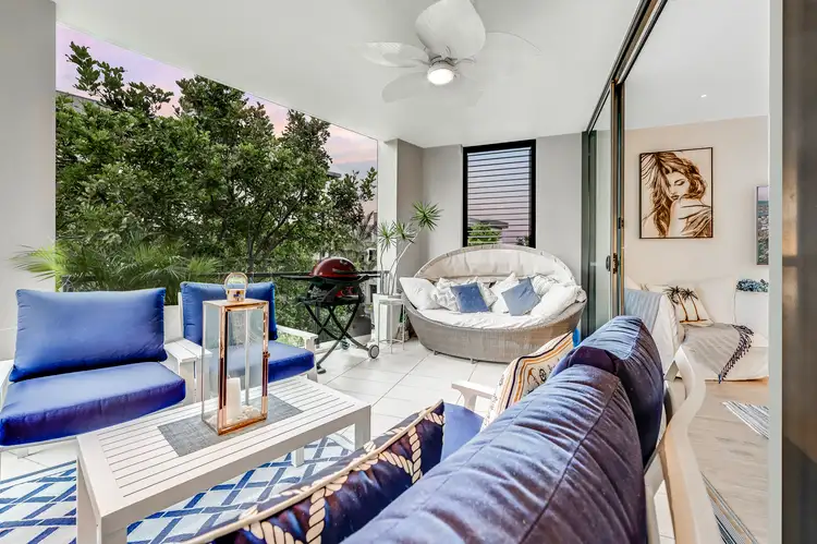 2206/1 Marina Promenade, Paradise Point QLD 4216