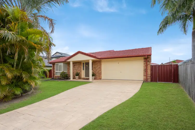 7 Brushtail Crescent, Doolandella QLD 4077