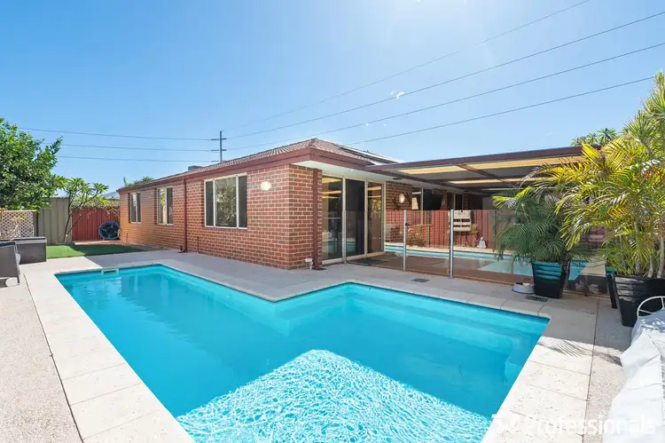 22 Samuel Loop, Canning Vale WA 6155