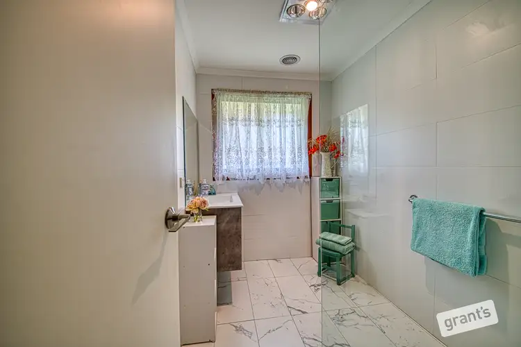 Sixth view of Homely house listing, 1/27-33 Beaconsfield Avenue, Beaconsfield VIC 3807